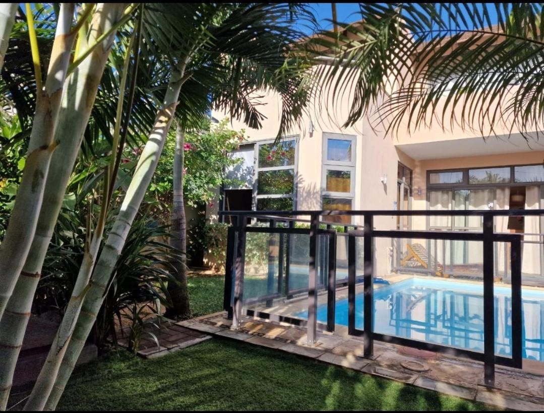Villa Centre Гранд Байе Екстериор снимка